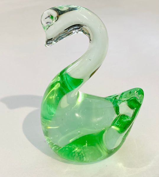 Art glass Swan in green